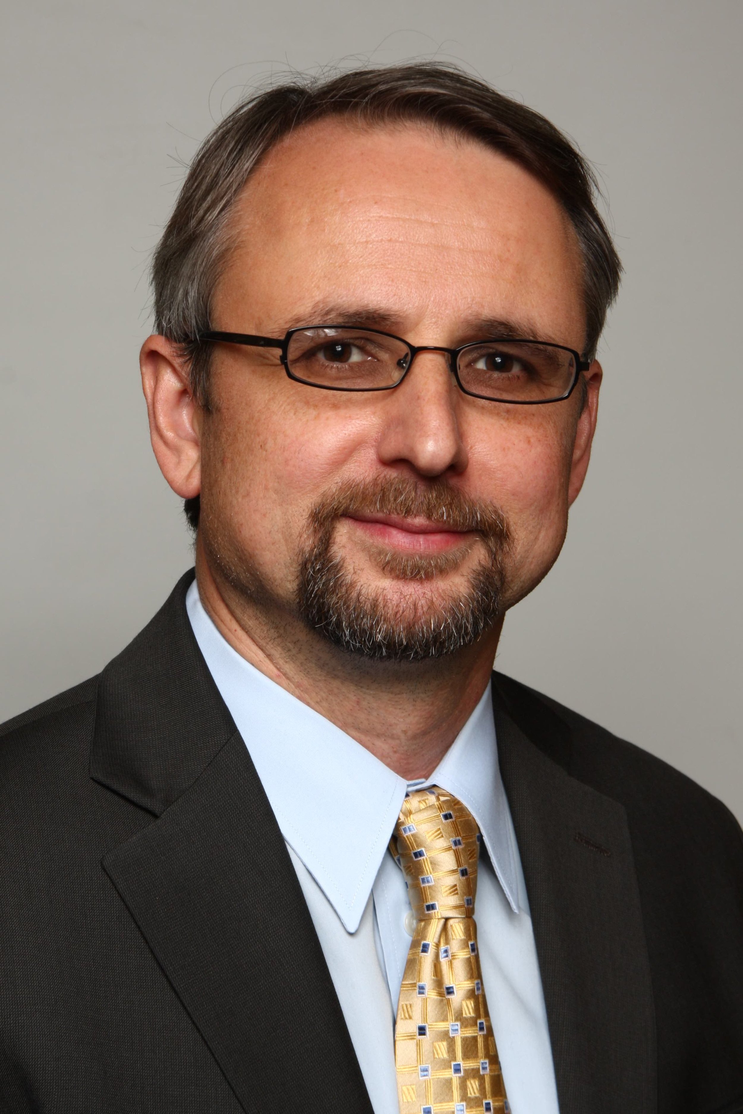 Vladimir Kozlov, LightCounting